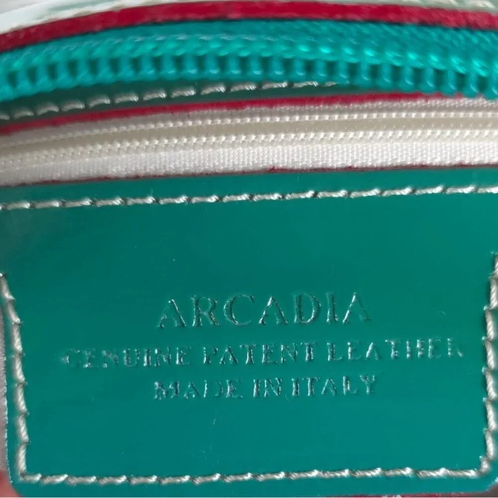 ARCADIA Made in Italy 🇮🇹‎ Bugatti GENUINE PATENT LEATHER Double Handle Purse